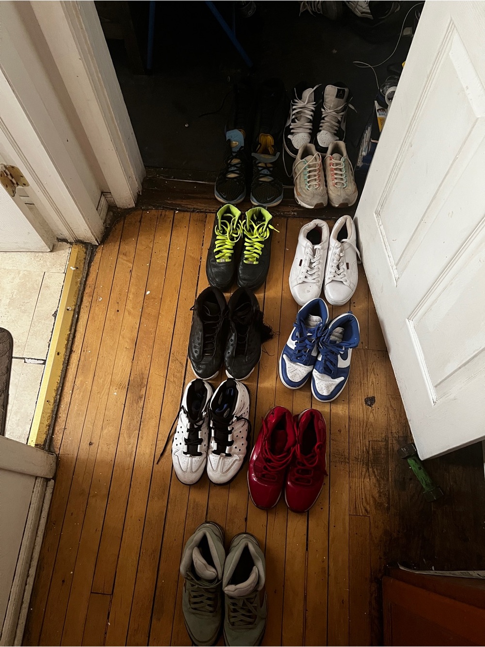 Multi-Pair Sneaker Clearout | Jordans, Nikes, & More (Sizes 8.5 - 11) READ DESCR
